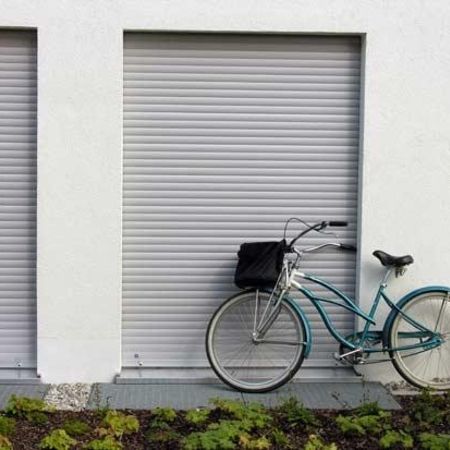 Rollläden und Insektenschutzrollos